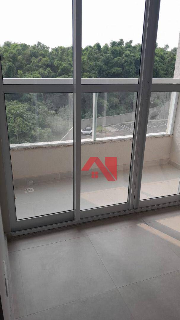 Apartamento para alugar com 2 quartos, 55m² - Foto 12