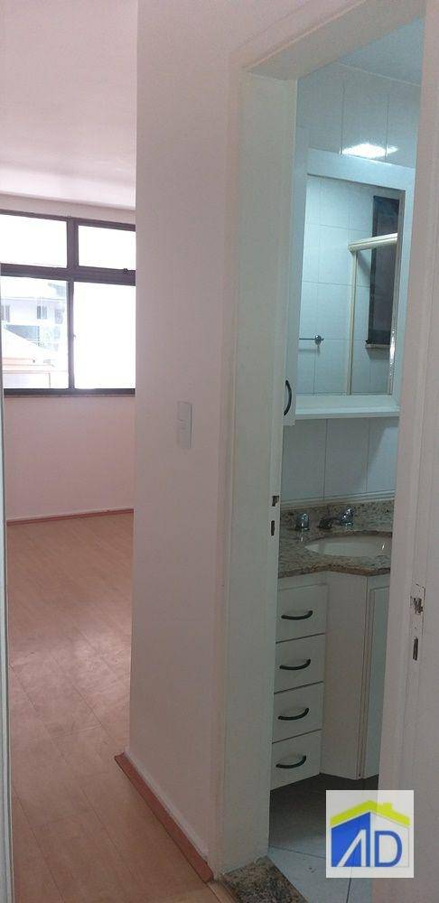 Apartamento à venda com 2 quartos, 112m² - Foto 9