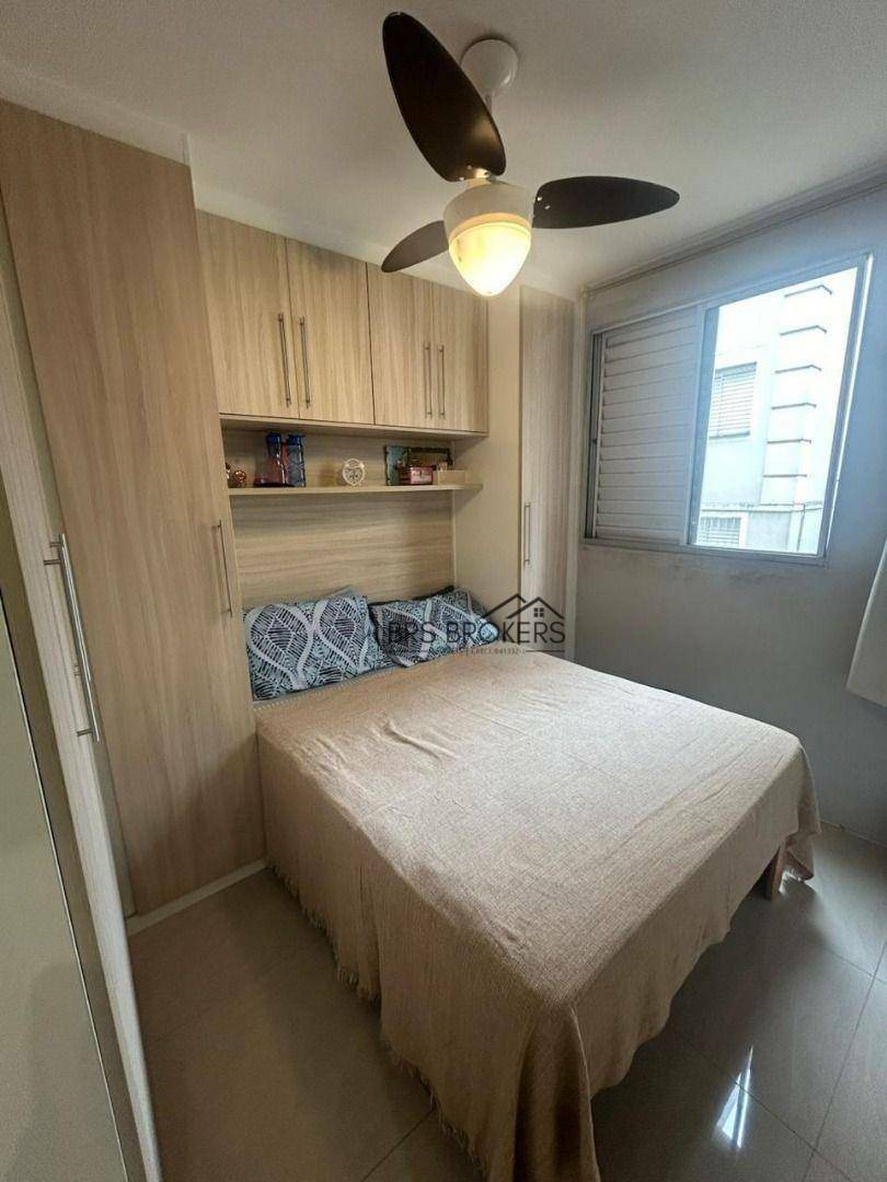 Apartamento à venda com 2 quartos, 45m² - Foto 12