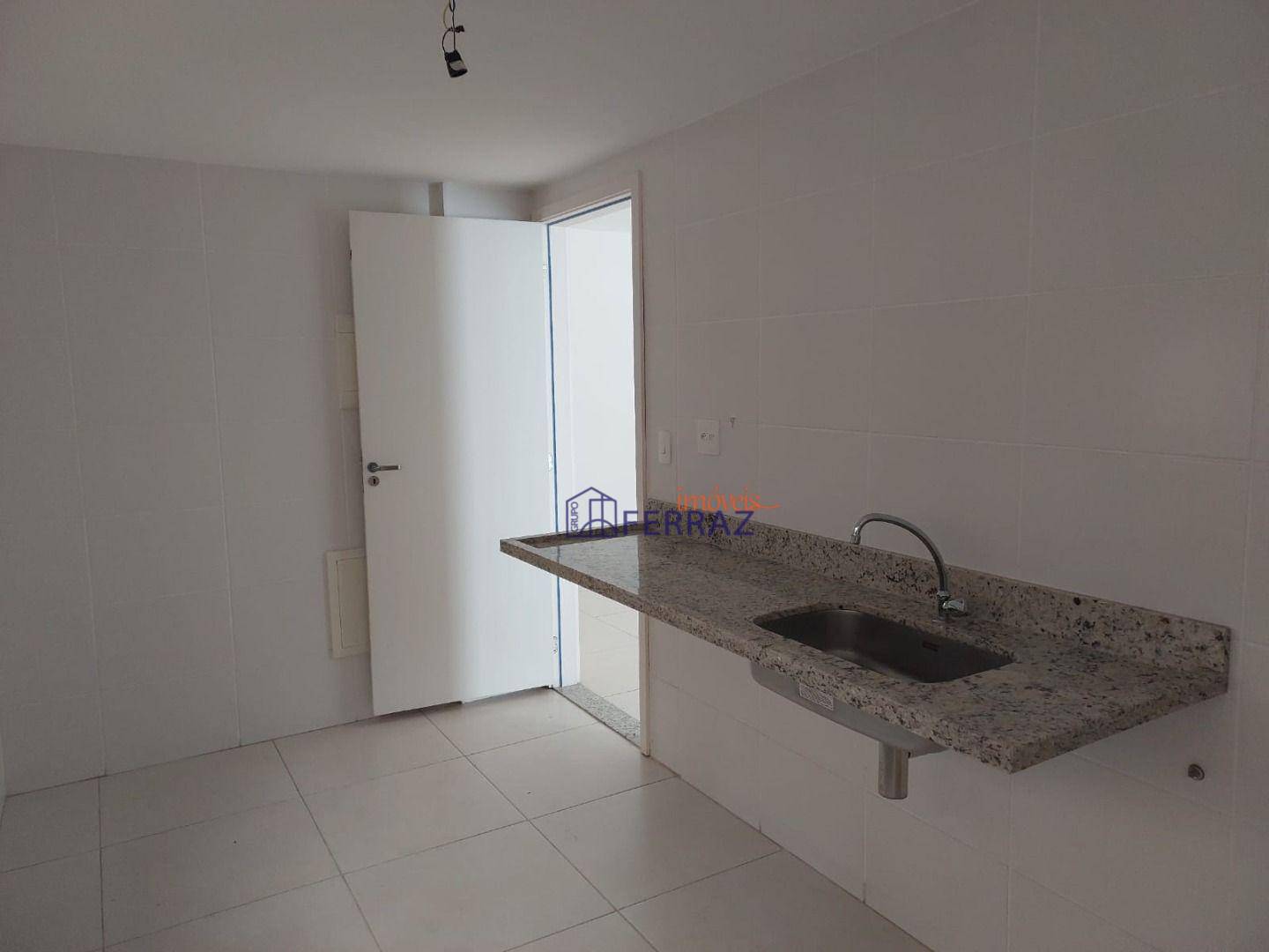 Apartamento à venda com 2 quartos, 64m² - Foto 33