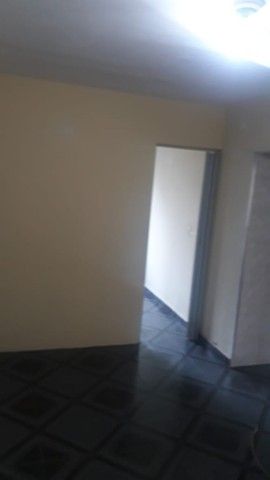 Apartamento à venda com 3 quartos, 50m² - Foto 9