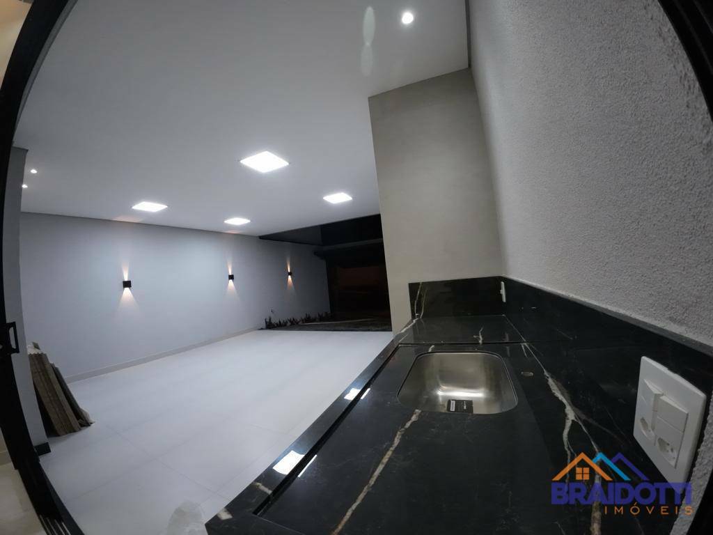 Casa à venda com 3 quartos, 141m² - Foto 18