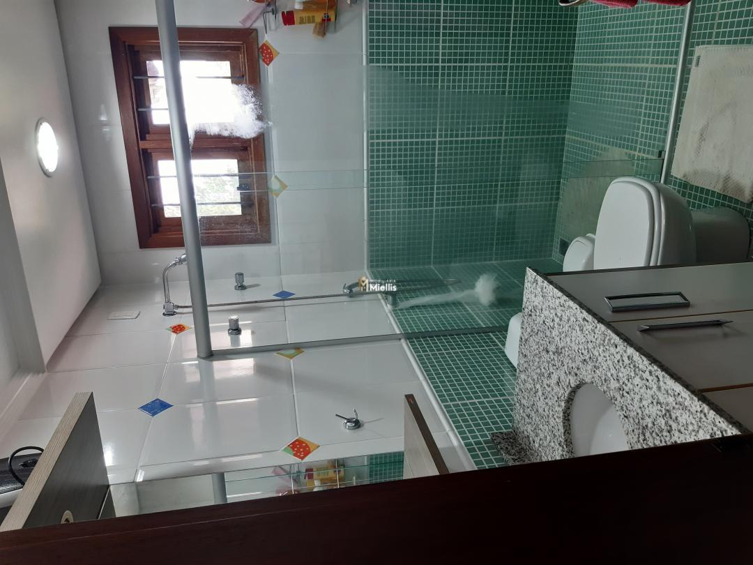 Casa de Condomínio à venda com 3 quartos, 400m² - Foto 9