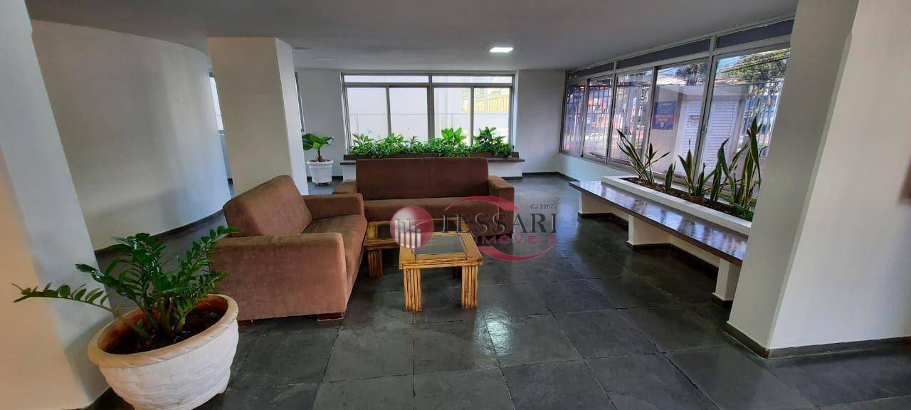 Apartamento à venda com 4 quartos, 150m² - Foto 3