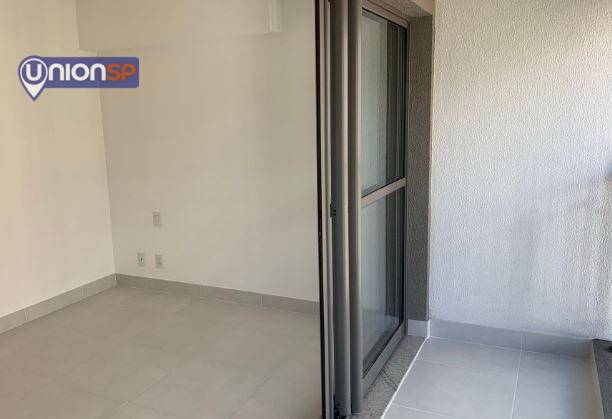 Apartamento à venda com 1 quarto, 27m² - Foto 2