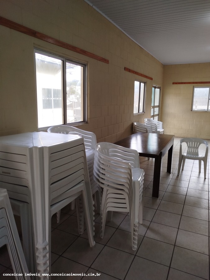 Apartamento à venda com 2 quartos, 44m² - Foto 11