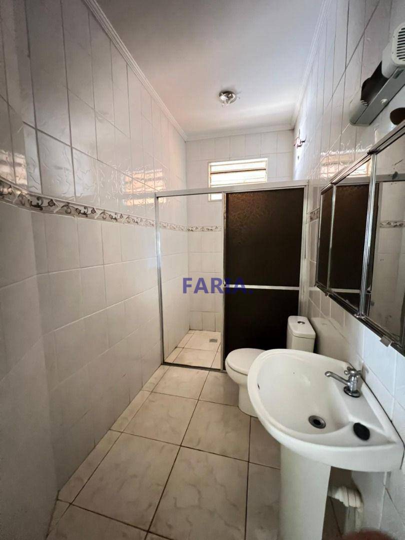 Casa, 3 quartos, 209 m² - Foto 13