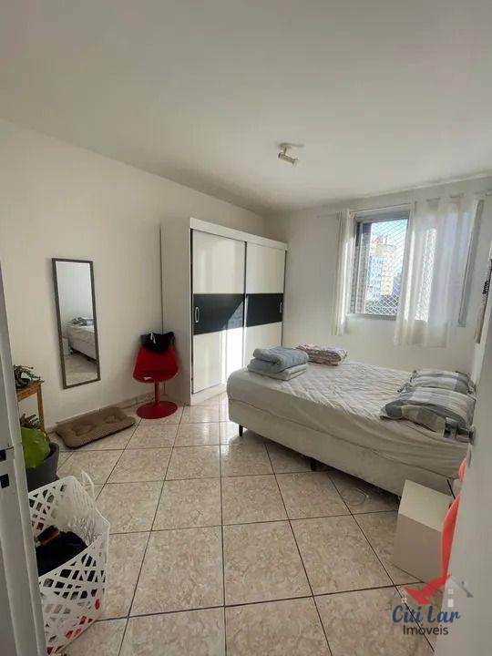 Apartamento à venda com 2 quartos, 63m² - Foto 9