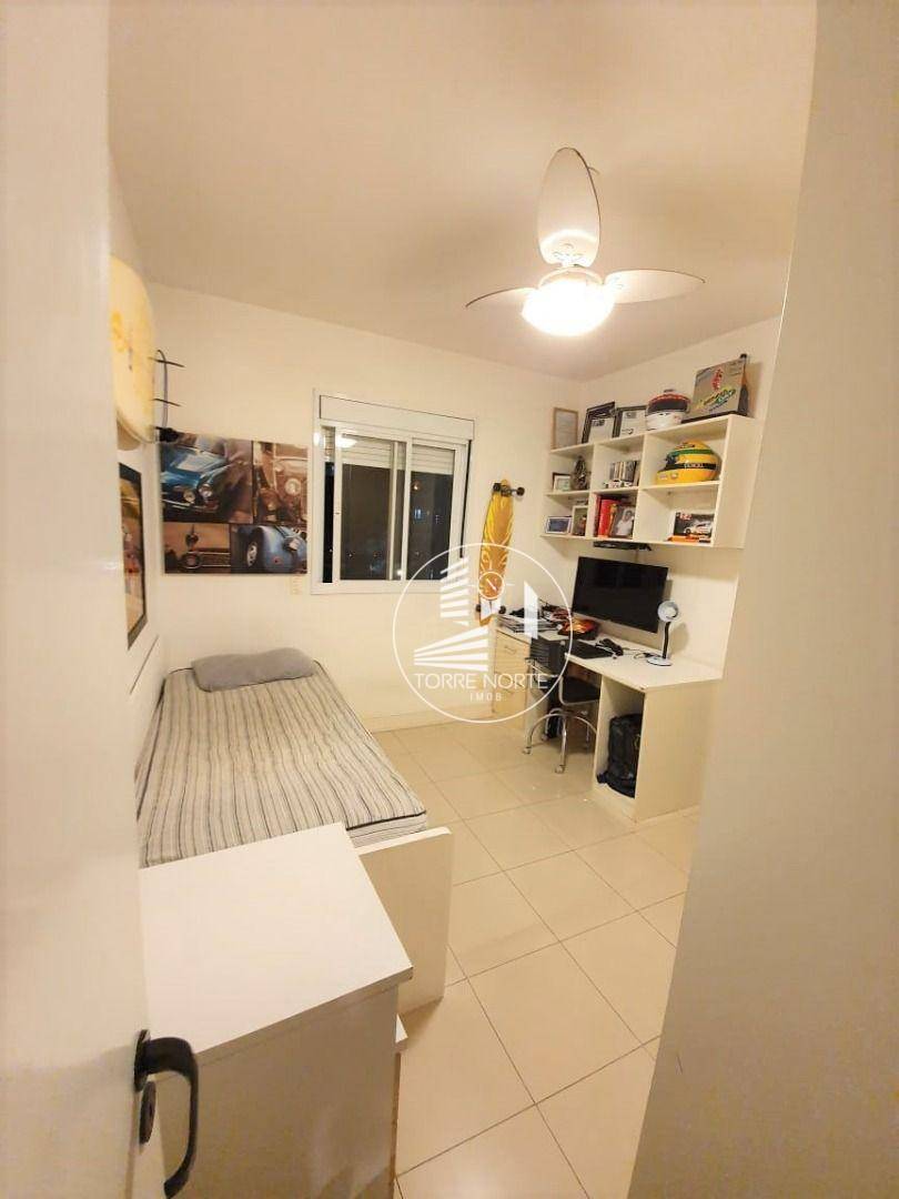 Apartamento à venda com 3 quartos, 130m² - Foto 17