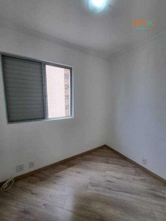 Apartamento para alugar com 3 quartos, 65m² - Foto 9