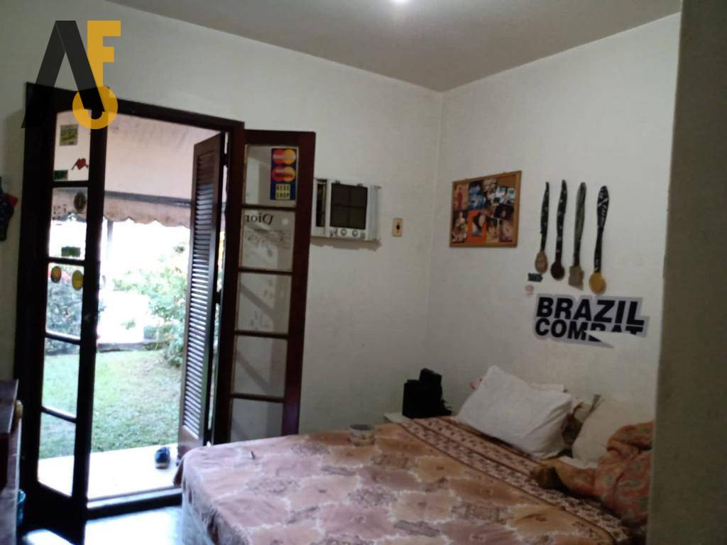 Casa de Condomínio à venda com 3 quartos, 251m² - Foto 10