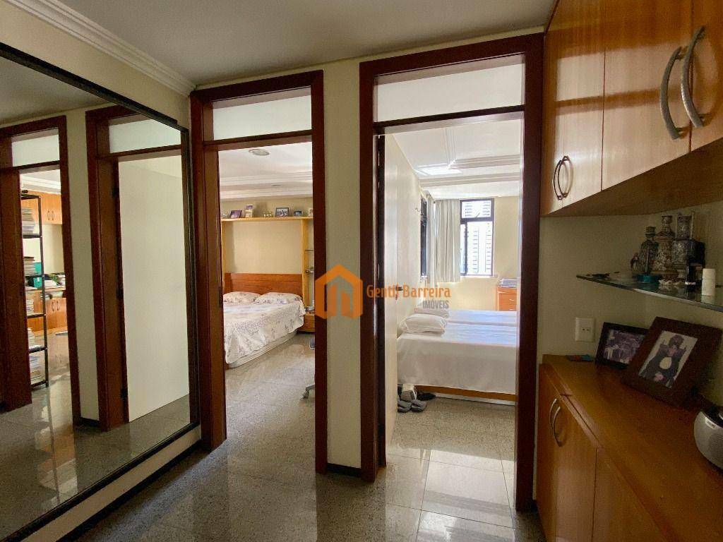 Apartamento à venda com 3 quartos, 247m² - Foto 17