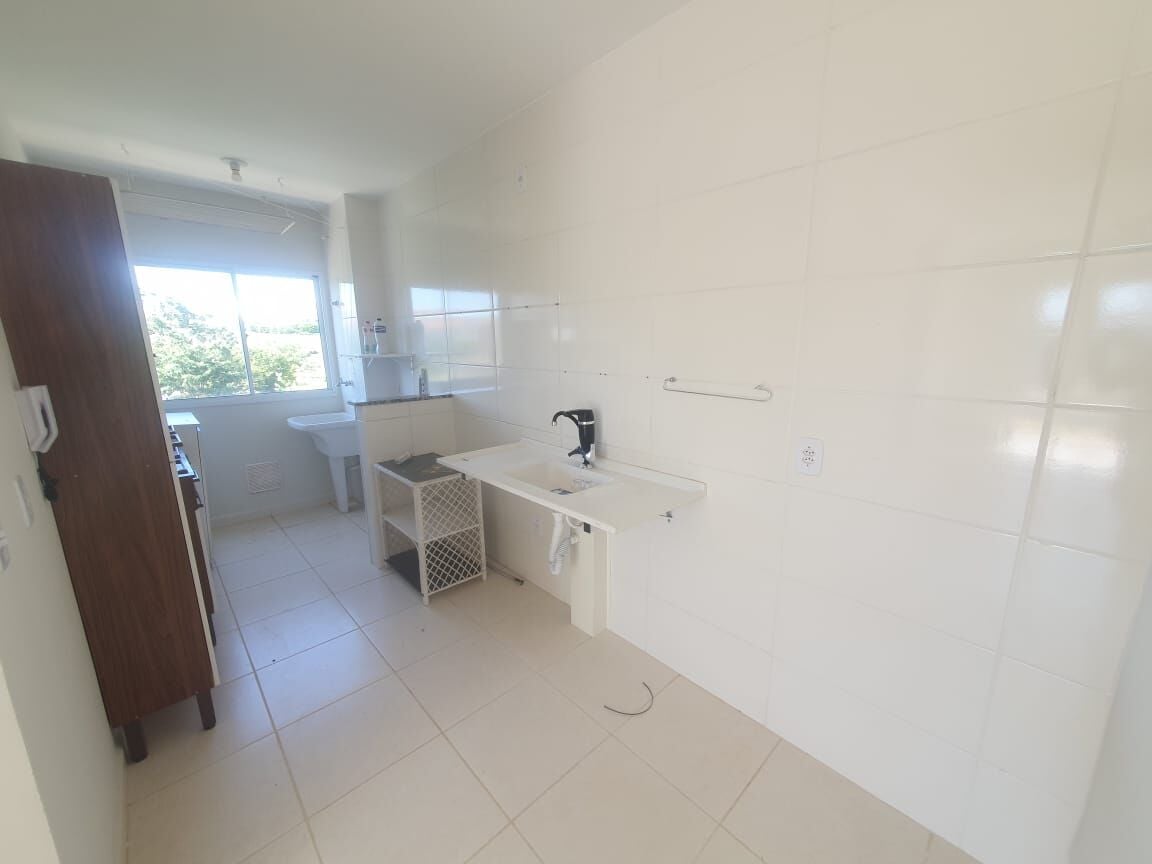 Apartamento à venda com 2 quartos, 60m² - Foto 2