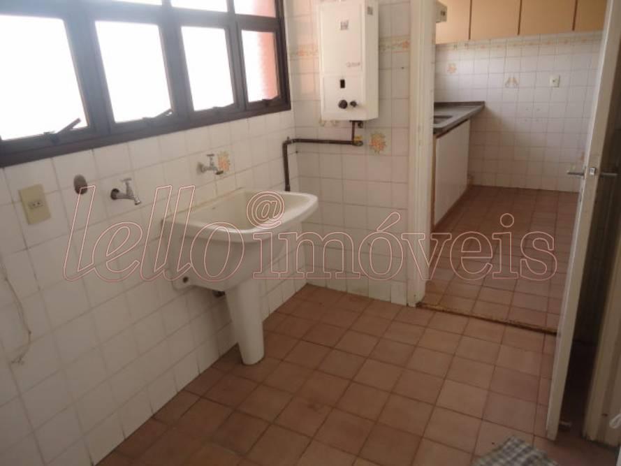 Apartamento para alugar com 4 quartos, 155m² - Foto 12