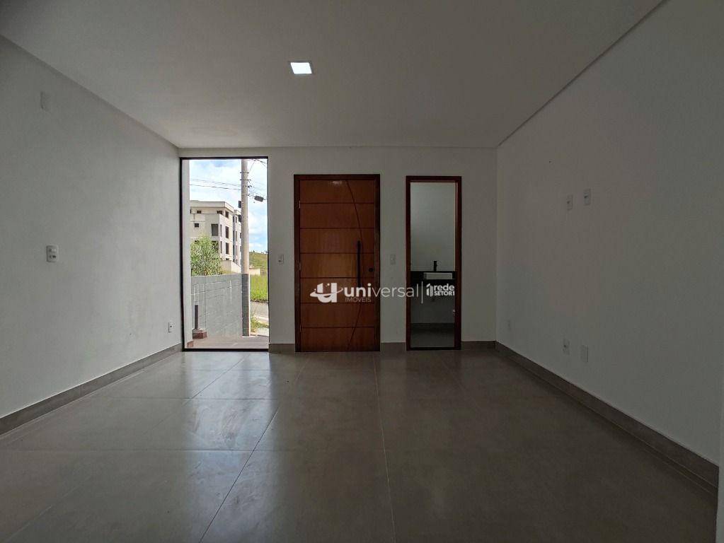Casa à venda com 3 quartos, 150m² - Foto 5