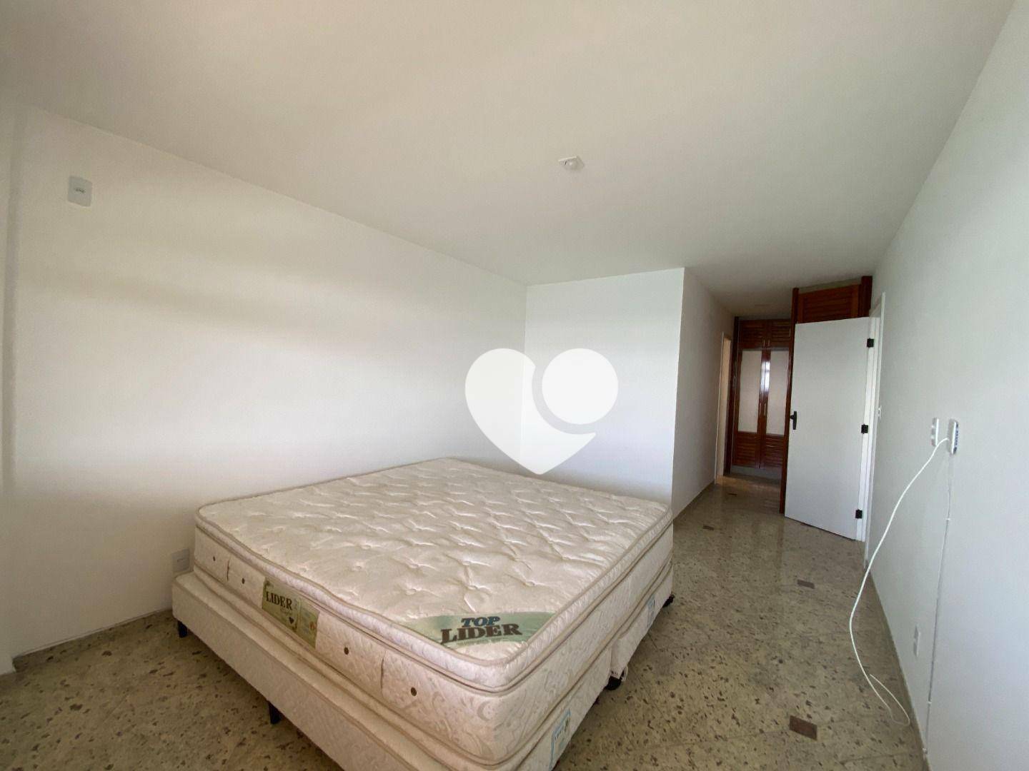 Apartamento para alugar com 4 quartos, 285m² - Foto 34