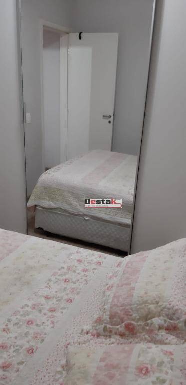 Apartamento à venda com 2 quartos, 57m² - Foto 6