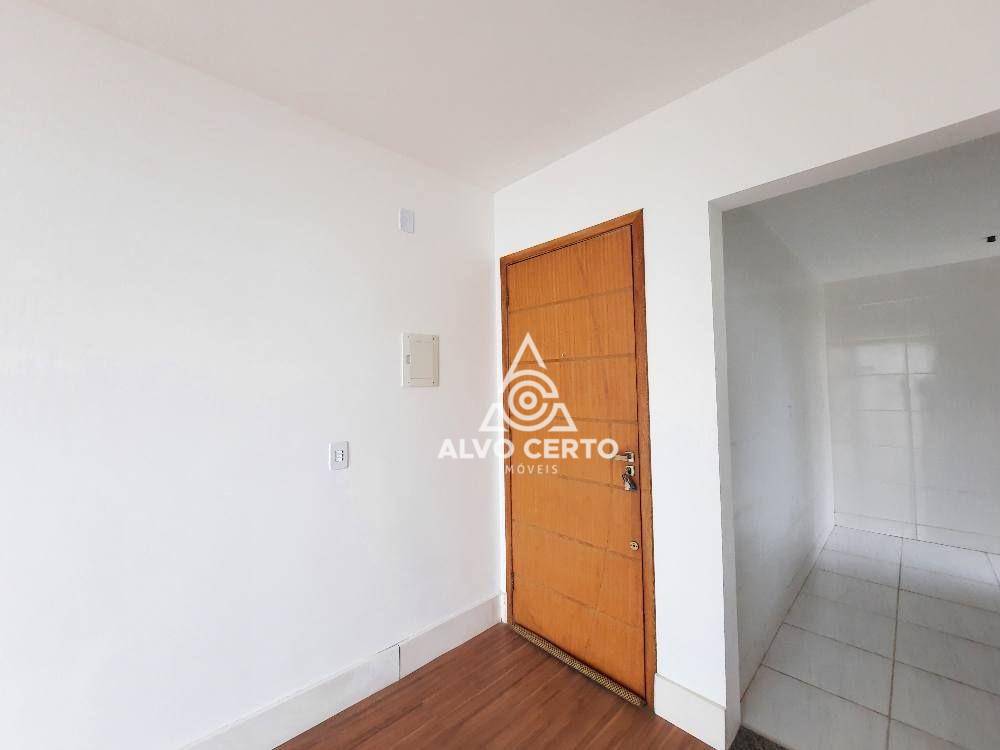 Apartamento à venda com 2 quartos, 77m² - Foto 7