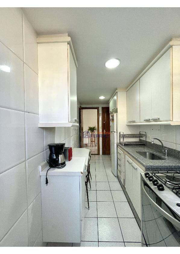 Apartamento à venda com 2 quartos, 85m² - Foto 24