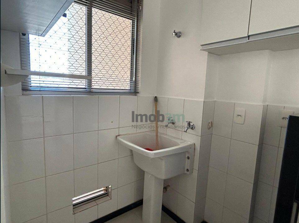 Apartamento à venda com 2 quartos, 74m² - Foto 7