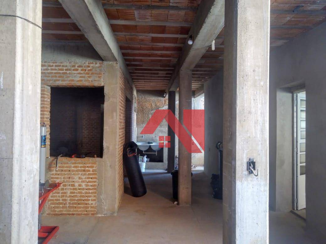 Casa à venda com 2 quartos, 160m² - Foto 6