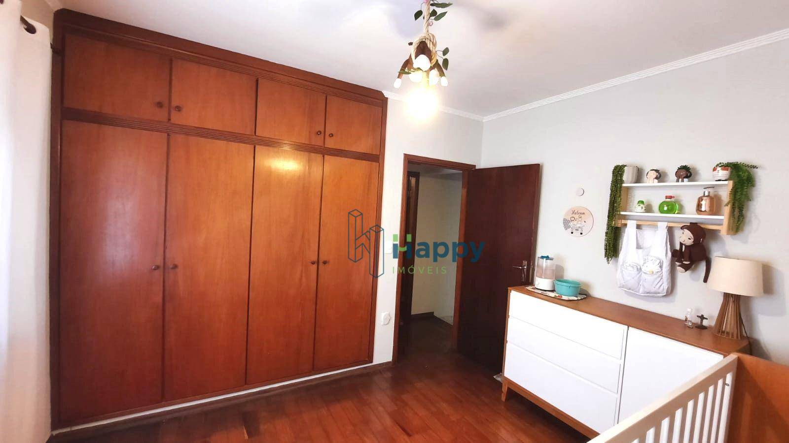 Casa à venda com 3 quartos, 170m² - Foto 10