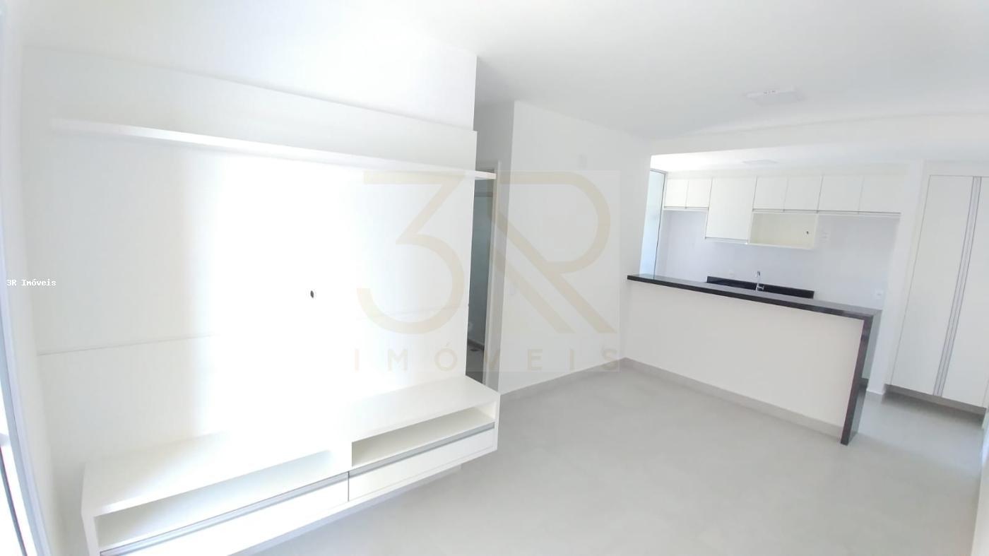 Apartamento à venda com 3 quartos, 74m² - Foto 1