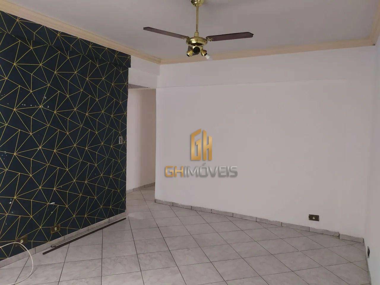 Apartamento à venda com 3 quartos, 77m² - Foto 1