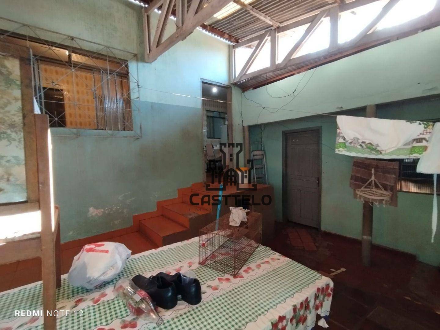 Casa à venda com 4 quartos, 240m² - Foto 10