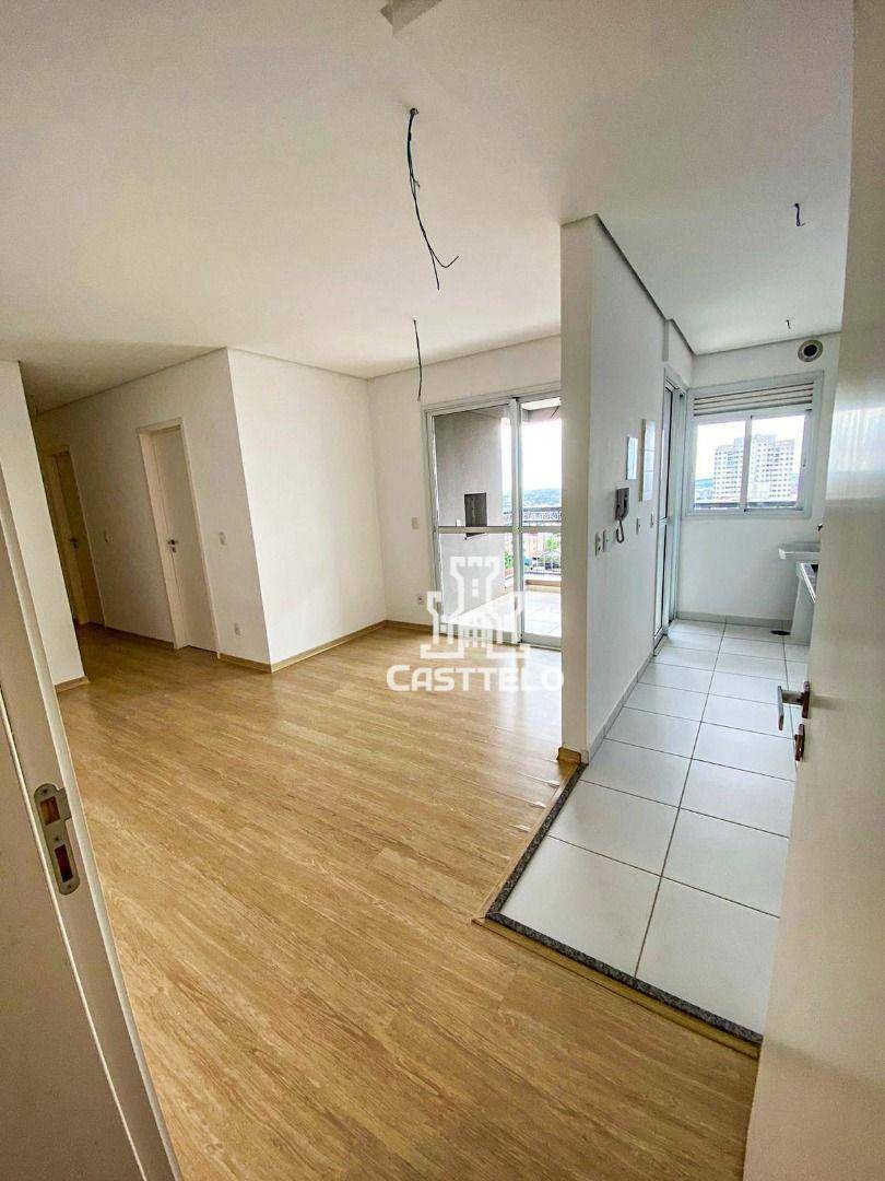 Apartamento à venda com 2 quartos, 57m² - Foto 4