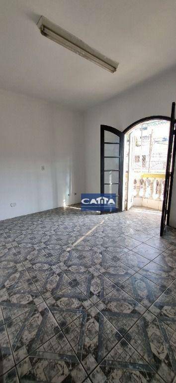 Sobrado à venda com 3 quartos, 226m² - Foto 14