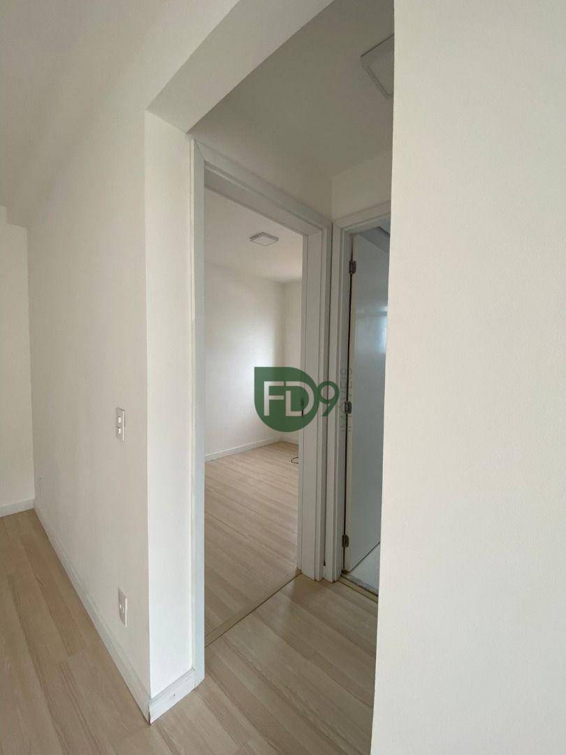 Apartamento à venda com 2 quartos, 50m² - Foto 32