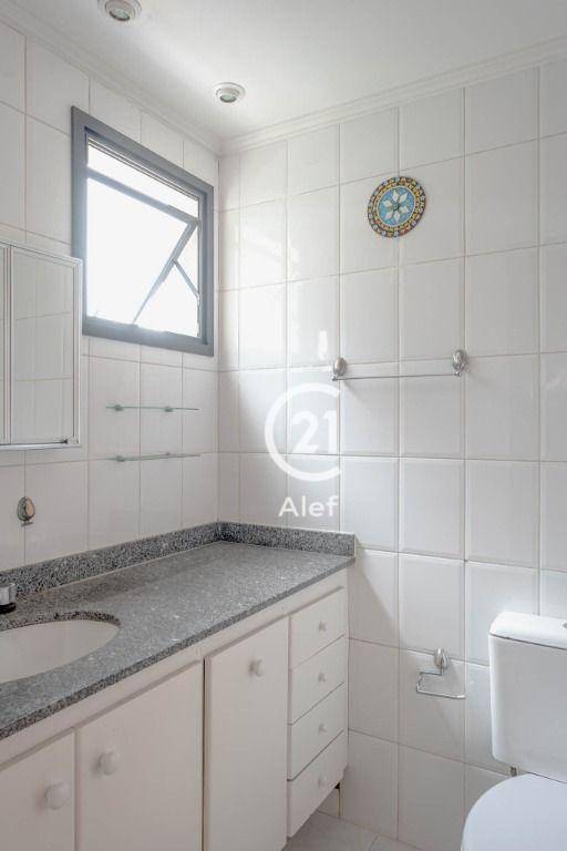 Apartamento para alugar com 2 quartos, 67m² - Foto 19