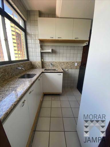 Apartamento à venda com 3 quartos, 121m² - Foto 11