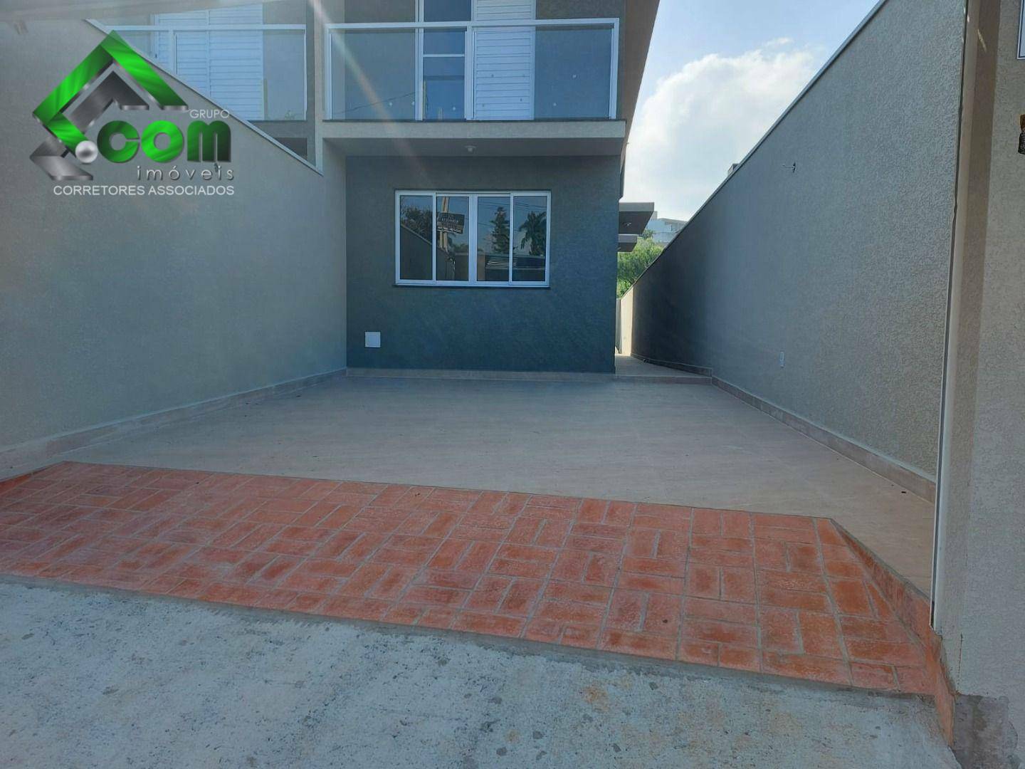 Casa à venda com 3 quartos, 115m² - Foto 2