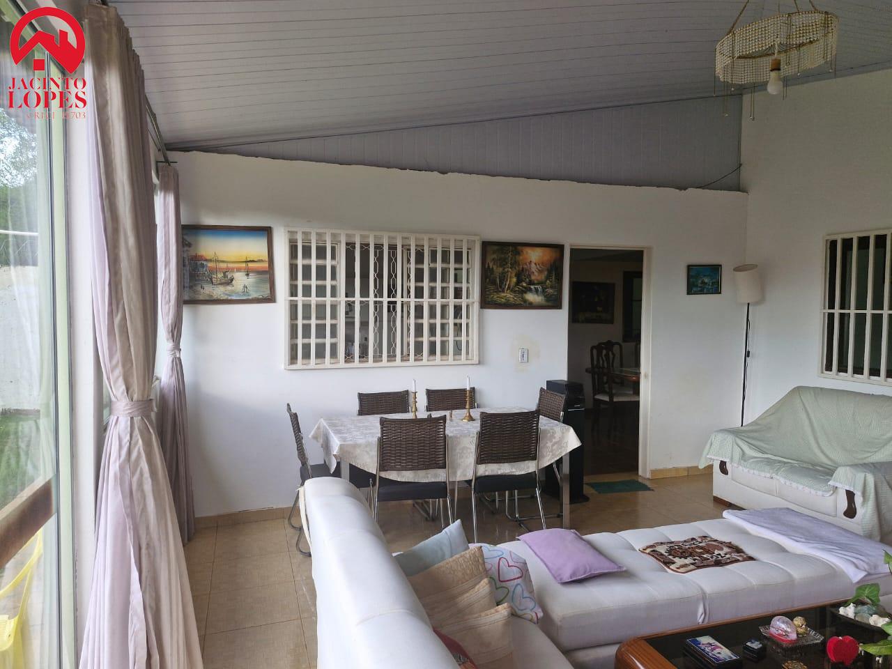 Casa à venda com 3 quartos, 200m² - Foto 13