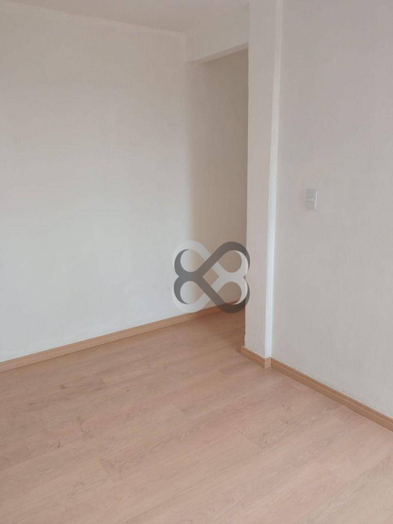 Apartamento à venda com 3 quartos, 62m² - Foto 3