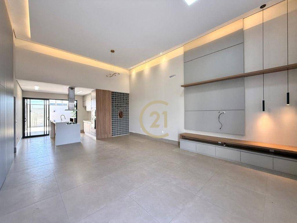 Casa de Condomínio para alugar com 3 quartos, 177m² - Foto 4