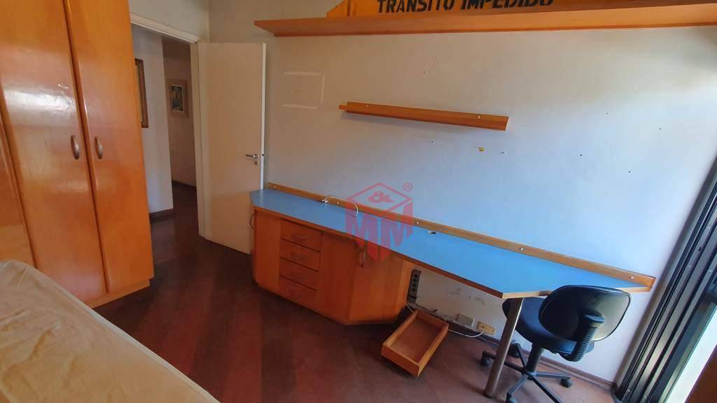 Apartamento à venda com 4 quartos, 150m² - Foto 16