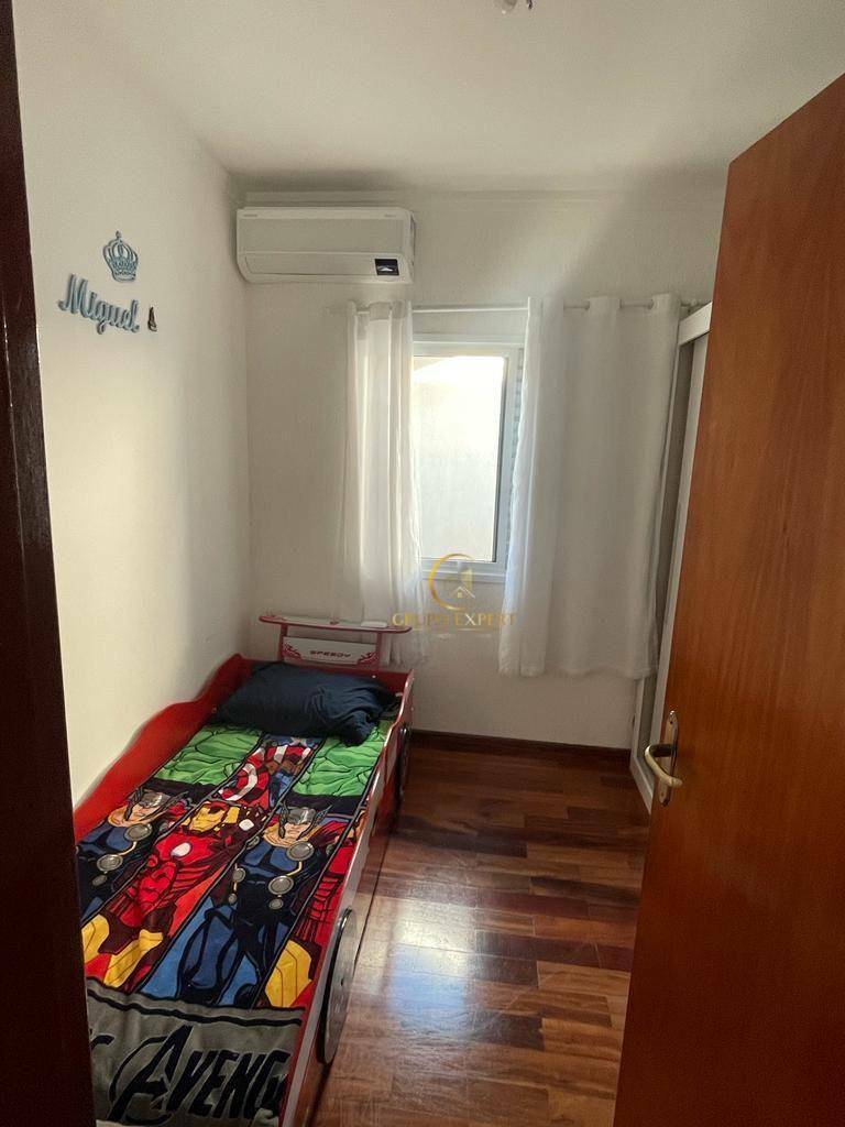 Sobrado à venda com 4 quartos, 300m² - Foto 15