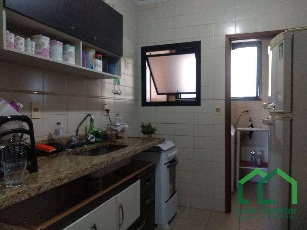 Apartamento à venda com 2 quartos, 80m² - Foto 18