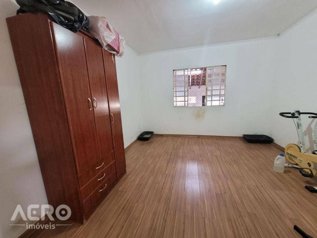 Casa à venda com 2 quartos, 126m² - Foto 16