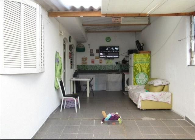 Casa à venda com 2 quartos, 1m² - Foto 18