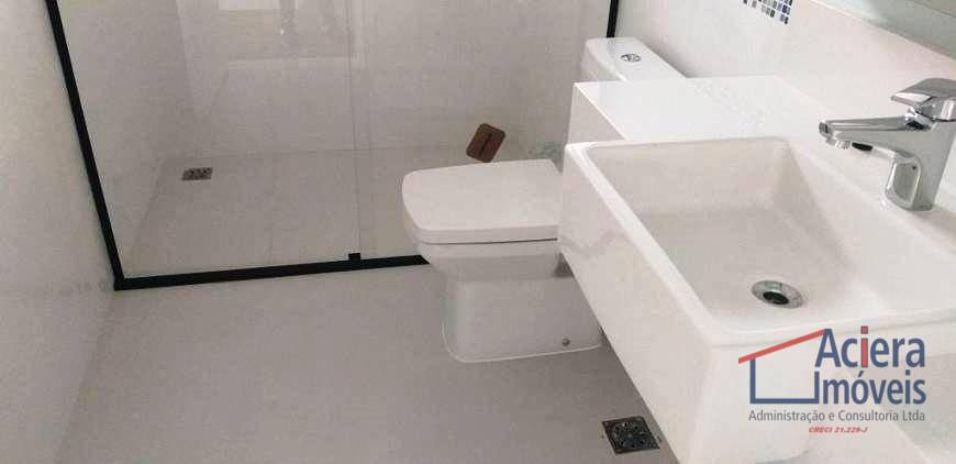 Casa para alugar com 4 quartos, 350m² - Foto 47