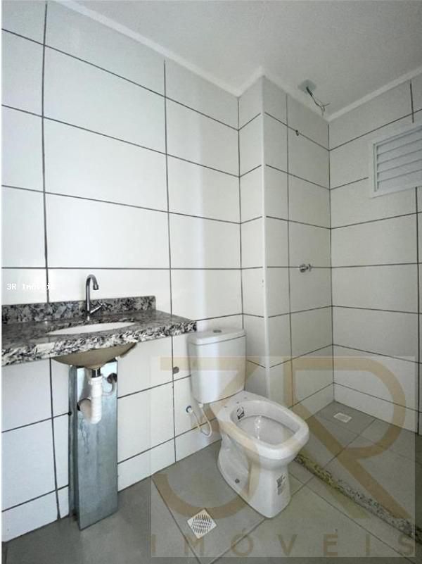 Apartamento à venda com 2 quartos, 61m² - Foto 12