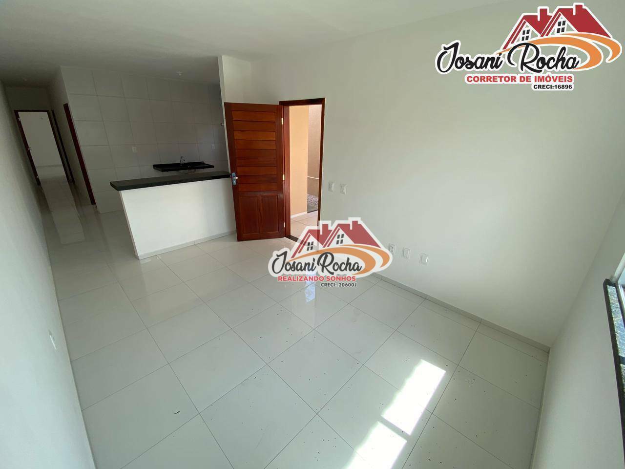 Casa à venda com 2 quartos, 90m² - Foto 5