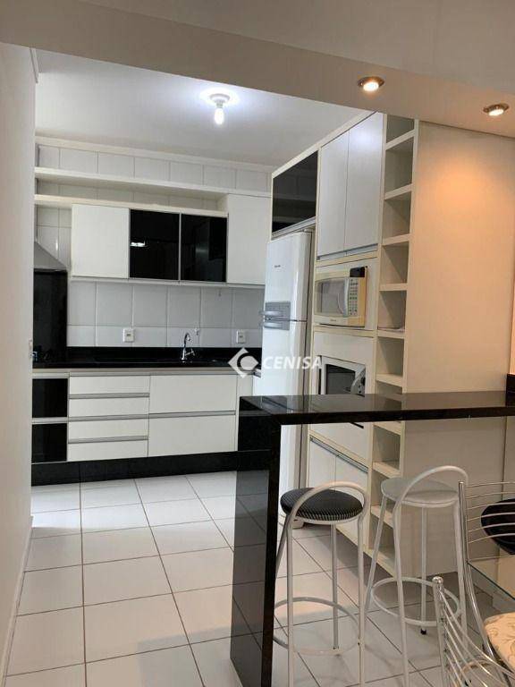 Apartamento para alugar com 2 quartos, 72m² - Foto 1