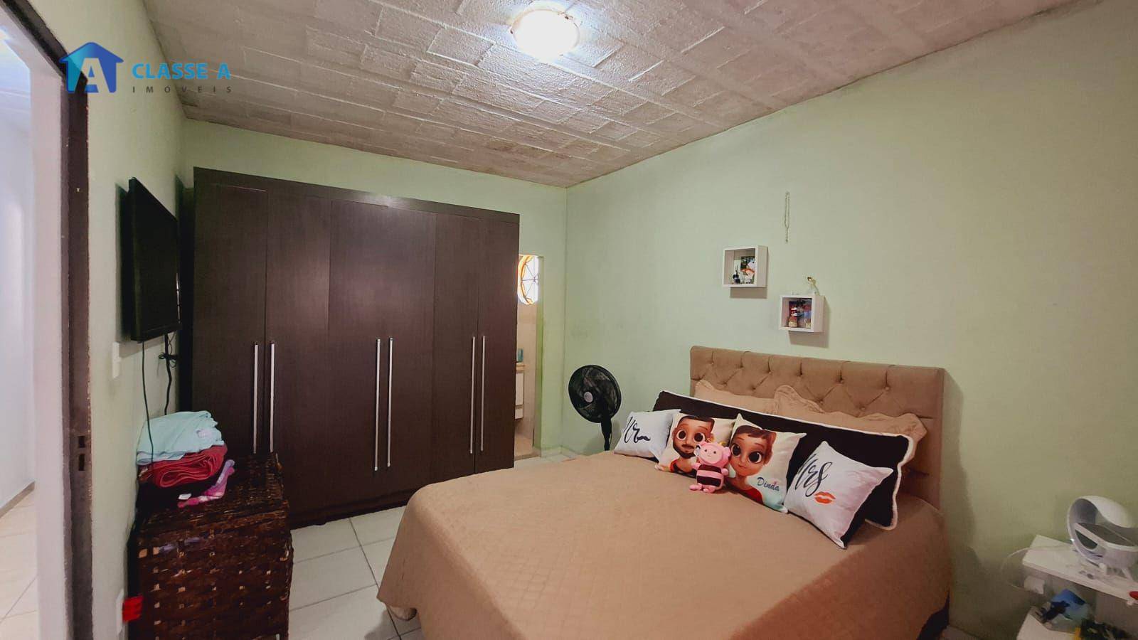 Casa à venda com 5 quartos, 300m² - Foto 6