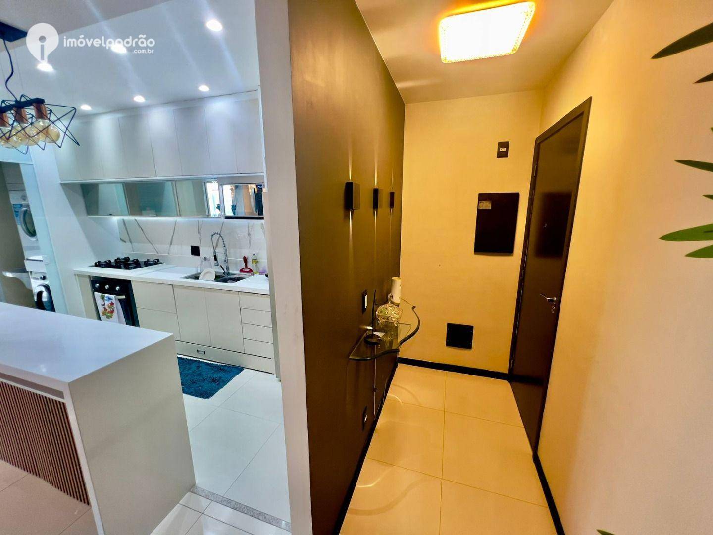 Apartamento à venda com 2 quartos, 125m² - Foto 3