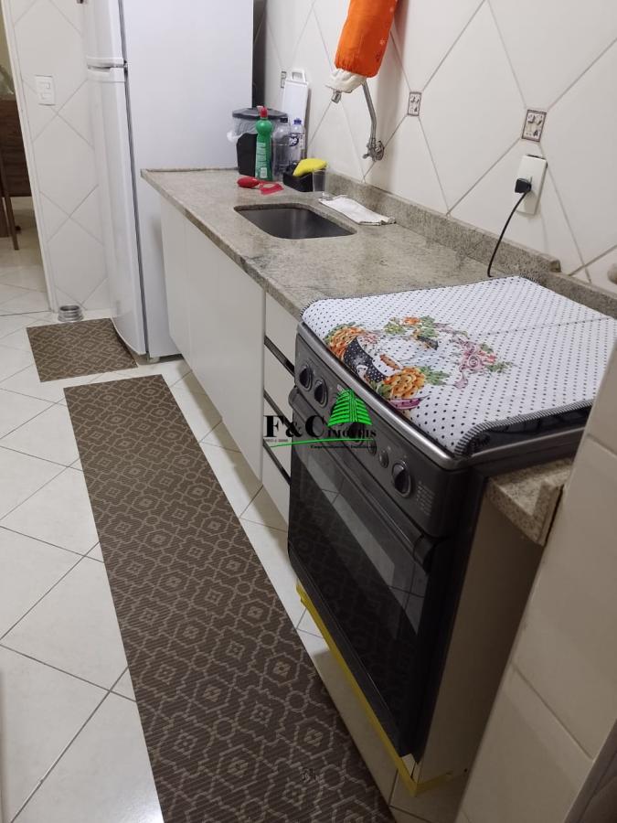 Apartamento à venda com 2 quartos, 70m² - Foto 1